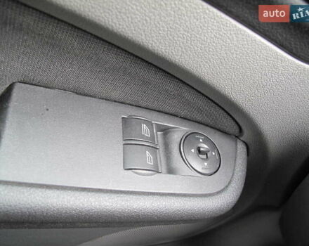 Белый Форд Фокус, объемом двигателя 1.39 л и пробегом 215 тыс. км за 5000 $, фото 64 на Automoto.ua