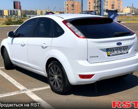 Білий Форд Фокус, об'ємом двигуна 1.6 л та пробігом 98 тис. км за 5300 $, фото 3 на Automoto.ua