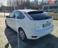 Білий Форд Фокус, об'ємом двигуна 1.6 л та пробігом 105 тис. км за 6999 $, фото 6 на Automoto.ua