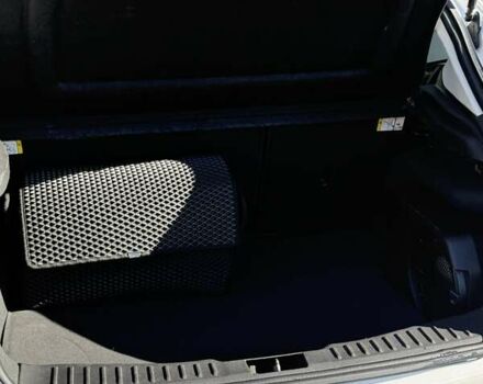 Белый Форд Фокус, объемом двигателя 2 л и пробегом 197 тыс. км за 7500 $, фото 11 на Automoto.ua