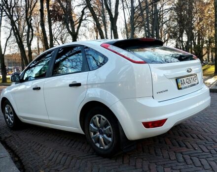 Белый Форд Фокус, объемом двигателя 1.4 л и пробегом 92 тыс. км за 8800 $, фото 5 на Automoto.ua