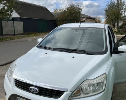 Белый Форд Фокус, объемом двигателя 1.6 л и пробегом 232 тыс. км за 5300 $, фото 3 на Automoto.ua