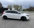 Білий Форд Фокус, об'ємом двигуна 2 л та пробігом 160 тис. км за 7400 $, фото 2 на Automoto.ua