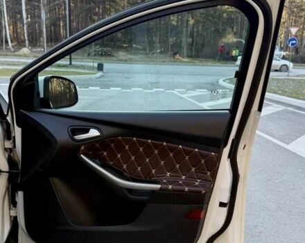 Белый Форд Фокус, объемом двигателя 1.6 л и пробегом 143 тыс. км за 3285 $, фото 6 на Automoto.ua