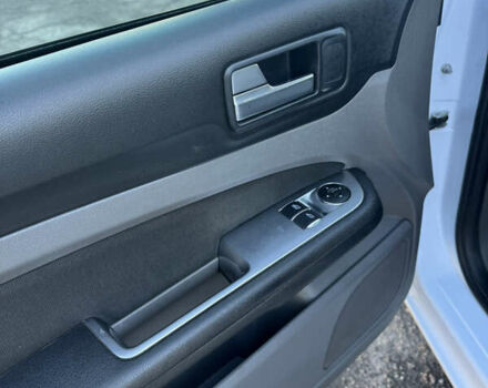 Белый Форд Фокус, объемом двигателя 1.6 л и пробегом 203 тыс. км за 5650 $, фото 10 на Automoto.ua