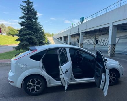 Белый Форд Фокус, объемом двигателя 1.4 л и пробегом 200 тыс. км за 4600 $, фото 8 на Automoto.ua