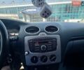 Білий Форд Фокус, об'ємом двигуна 1.4 л та пробігом 176 тис. км за 6500 $, фото 6 на Automoto.ua
