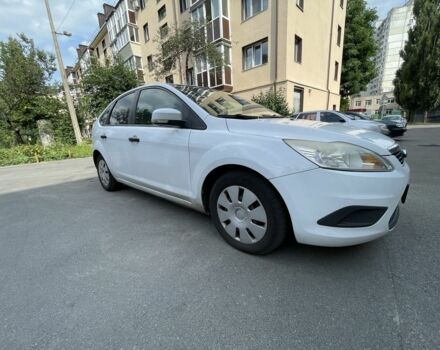 Белый Форд Фокус, объемом двигателя 1.4 л и пробегом 213 тыс. км за 5300 $, фото 2 на Automoto.ua
