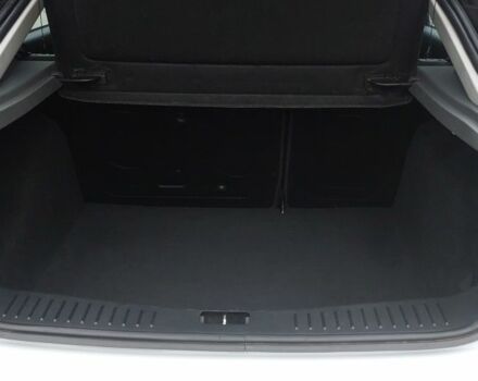 Белый Форд Фокус, объемом двигателя 1.4 л и пробегом 92 тыс. км за 8800 $, фото 17 на Automoto.ua