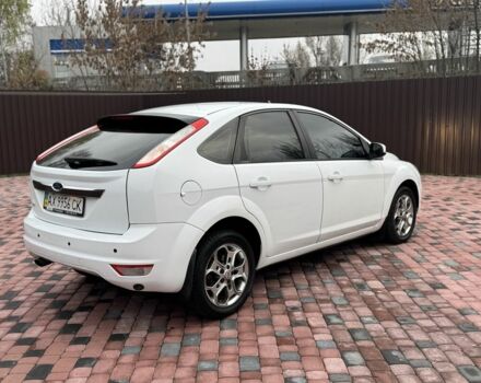 Белый Форд Фокус, объемом двигателя 1.6 л и пробегом 148 тыс. км за 5500 $, фото 6 на Automoto.ua