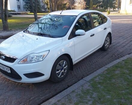 Белый Форд Фокус, объемом двигателя 1.4 л и пробегом 92 тыс. км за 8800 $, фото 4 на Automoto.ua