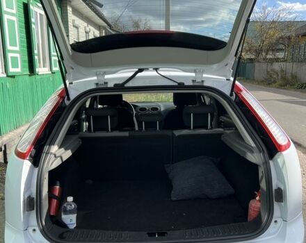 Белый Форд Фокус, объемом двигателя 1.6 л и пробегом 232 тыс. км за 5300 $, фото 7 на Automoto.ua