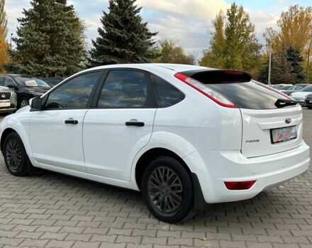 Белый Форд Фокус, объемом двигателя 1.4 л и пробегом 167 тыс. км за 5900 $, фото 4 на Automoto.ua