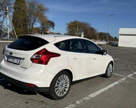 Белый Форд Фокус, объемом двигателя 2 л и пробегом 197 тыс. км за 7500 $, фото 6 на Automoto.ua