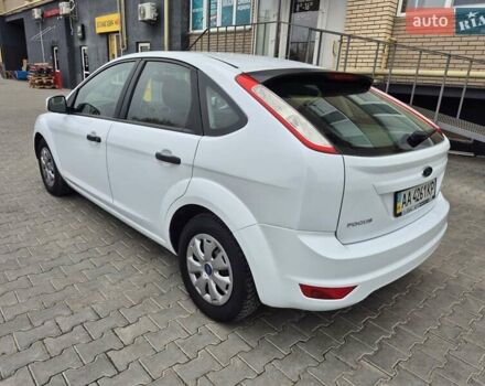 Білий Форд Фокус, об'ємом двигуна 1.4 л та пробігом 91 тис. км за 6800 $, фото 23 на Automoto.ua
