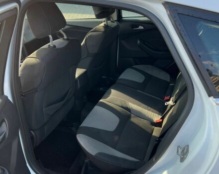 Белый Форд Фокус, объемом двигателя 1.6 л и пробегом 180 тыс. км за 6600 $, фото 7 на Automoto.ua