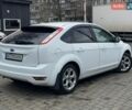 Белый Форд Фокус, объемом двигателя 1.6 л и пробегом 198 тыс. км за 5900 $, фото 3 на Automoto.ua