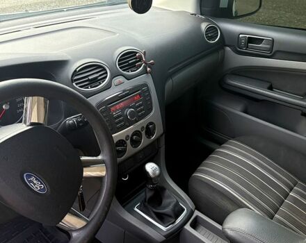 Білий Форд Фокус, об'ємом двигуна 1.4 л та пробігом 125 тис. км за 6000 $, фото 8 на Automoto.ua