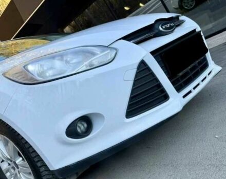 Белый Форд Фокус, объемом двигателя 1.6 л и пробегом 143 тыс. км за 3285 $, фото 3 на Automoto.ua