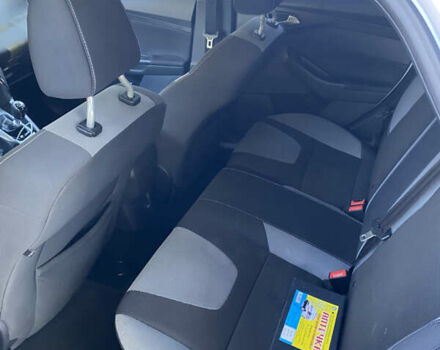 Белый Форд Фокус, объемом двигателя 1.6 л и пробегом 263 тыс. км за 5500 $, фото 12 на Automoto.ua