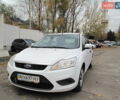 Белый Форд Фокус, объемом двигателя 1.39 л и пробегом 215 тыс. км за 5000 $, фото 1 на Automoto.ua