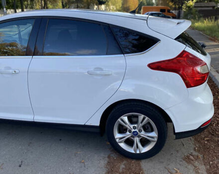 Белый Форд Фокус, объемом двигателя 1.6 л и пробегом 263 тыс. км за 5500 $, фото 4 на Automoto.ua