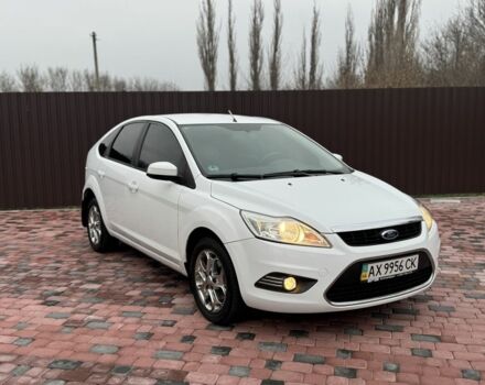 Белый Форд Фокус, объемом двигателя 1.6 л и пробегом 148 тыс. км за 5500 $, фото 2 на Automoto.ua