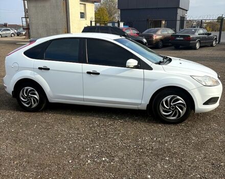 Білий Форд Фокус, об'ємом двигуна 1.4 л та пробігом 125 тис. км за 6000 $, фото 11 на Automoto.ua