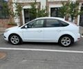 Білий Форд Фокус, об'ємом двигуна 2 л та пробігом 158 тис. км за 7400 $, фото 4 на Automoto.ua