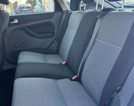 Белый Форд Фокус, объемом двигателя 1.6 л и пробегом 203 тыс. км за 5650 $, фото 17 на Automoto.ua