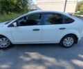 Білий Форд Фокус, об'ємом двигуна 2 л та пробігом 145 тис. км за 5510 $, фото 3 на Automoto.ua