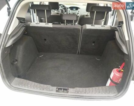 Білий Форд Фокус, об'ємом двигуна 1.6 л та пробігом 266 тис. км за 6999 $, фото 32 на Automoto.ua