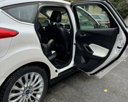 Форд Фокус 2011 в Виннице на Automoto.ua Белый Форд Фокус, объемом двигателя 2 л и пробегом 175 тыс. км за 7500 $, фото 11 на Automoto.ua