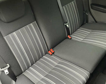 Білий Форд Фокус, об'ємом двигуна 1.4 л та пробігом 325 тис. км за 5000 $, фото 71 на Automoto.ua