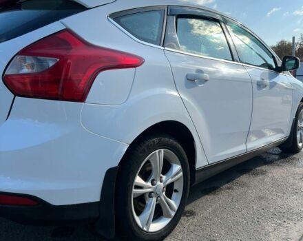 Белый Форд Фокус, объемом двигателя 1.6 л и пробегом 180 тыс. км за 6600 $, фото 2 на Automoto.ua