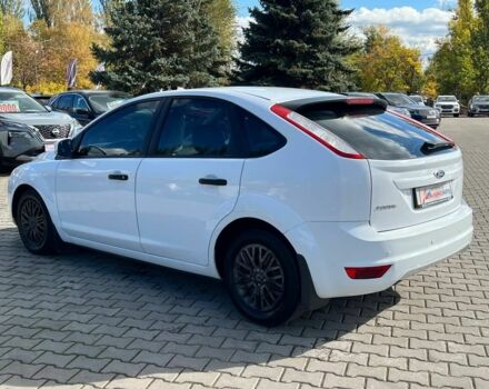 Білий Форд Фокус, об'ємом двигуна 1.4 л та пробігом 204 тис. км за 5100 $, фото 4 на Automoto.ua