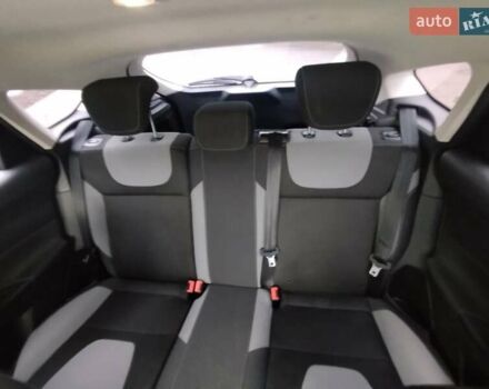 Білий Форд Фокус, об'ємом двигуна 1.6 л та пробігом 266 тис. км за 6999 $, фото 64 на Automoto.ua