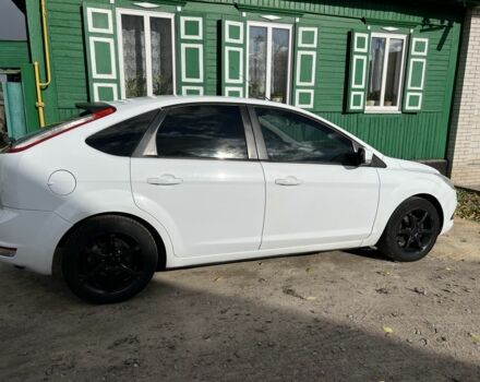 Белый Форд Фокус, объемом двигателя 1.6 л и пробегом 232 тыс. км за 5300 $, фото 1 на Automoto.ua