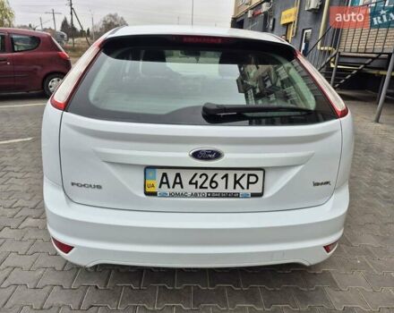 Білий Форд Фокус, об'ємом двигуна 1.4 л та пробігом 91 тис. км за 6800 $, фото 27 на Automoto.ua