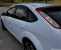 Белый Форд Фокус, объемом двигателя 1.6 л и пробегом 165 тыс. км за 5600 $, фото 8 на Automoto.ua