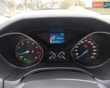 Білий Форд Фокус, об'ємом двигуна 1.6 л та пробігом 266 тис. км за 6999 $, фото 44 на Automoto.ua