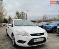Белый Форд Фокус, объемом двигателя 1.39 л и пробегом 215 тыс. км за 5000 $, фото 1 на Automoto.ua