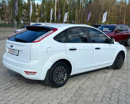 Білий Форд Фокус, об'ємом двигуна 1.4 л та пробігом 204 тис. км за 5100 $, фото 6 на Automoto.ua