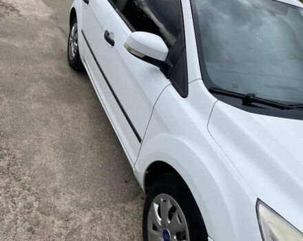 Белый Форд Фокус, объемом двигателя 1.4 л и пробегом 247 тыс. км за 6500 $, фото 5 на Automoto.ua