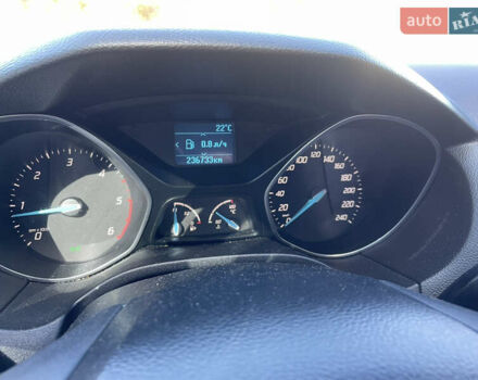 Білий Форд Фокус, об'ємом двигуна 1.6 л та пробігом 230 тис. км за 6100 $, фото 3 на Automoto.ua