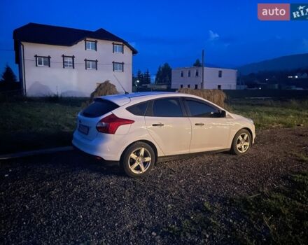 Белый Форд Фокус, объемом двигателя 1.6 л и пробегом 185 тыс. км за 8000 $, фото 3 на Automoto.ua