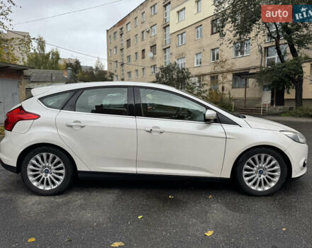 Форд Фокус 2011 в Виннице на Automoto.ua Белый Форд Фокус, объемом двигателя 2 л и пробегом 175 тыс. км за 7500 $, фото 6 на Automoto.ua