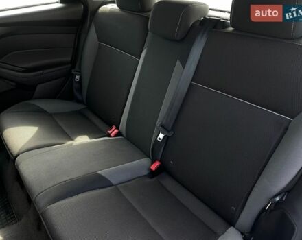 Белый Форд Фокус, объемом двигателя 2.01 л и пробегом 240 тыс. км за 6200 $, фото 33 на Automoto.ua