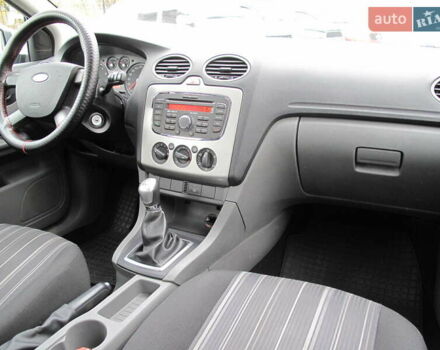 Белый Форд Фокус, объемом двигателя 1.39 л и пробегом 215 тыс. км за 5000 $, фото 38 на Automoto.ua