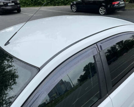 Білий Форд Фокус, об'ємом двигуна 1.4 л та пробігом 325 тис. км за 5000 $, фото 33 на Automoto.ua